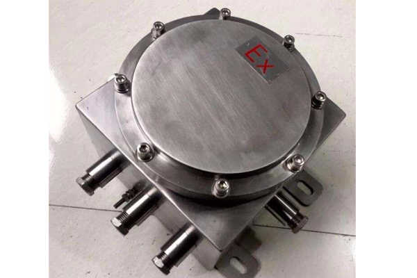 304不銹鋼防爆控制箱，化工不銹鋼防爆控制箱，粉塵現(xiàn)場(chǎng)不銹鋼防爆控制箱